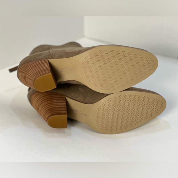 Violet & Red Jackson Lazer Cut Topline Bootie 8 - Picture 2 of 8